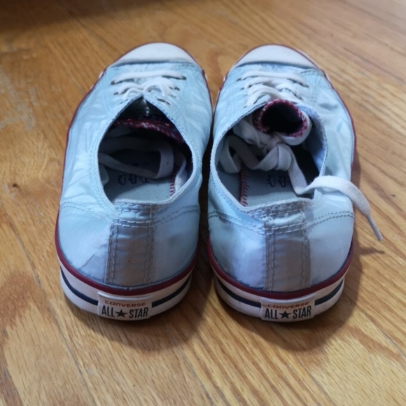 Converse NWOT - Picture 3 of 5